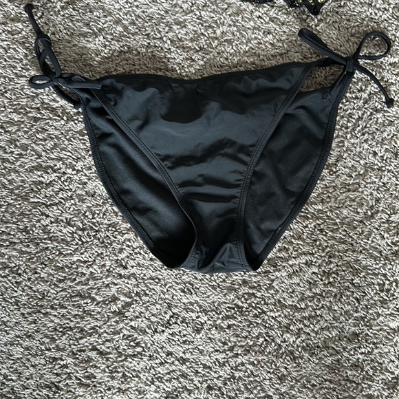 Excellent condition exhilaration bikini size extra, large, black, and gold - Picture 4 of 5